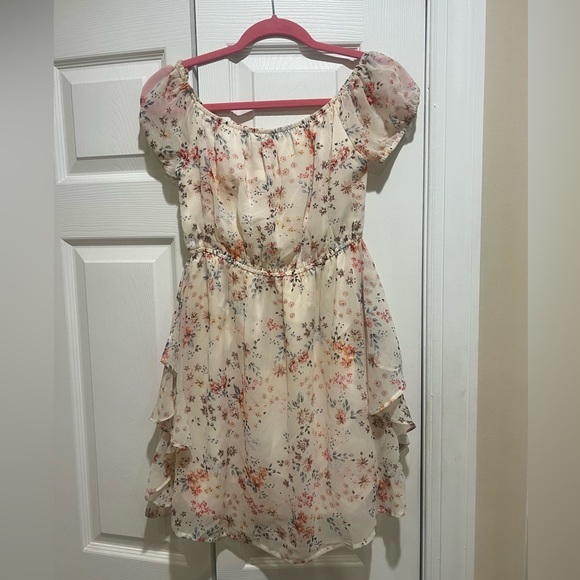 Cream floral dress - size M - Picture 1 of 5